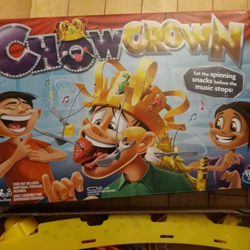 Chow Crown Game